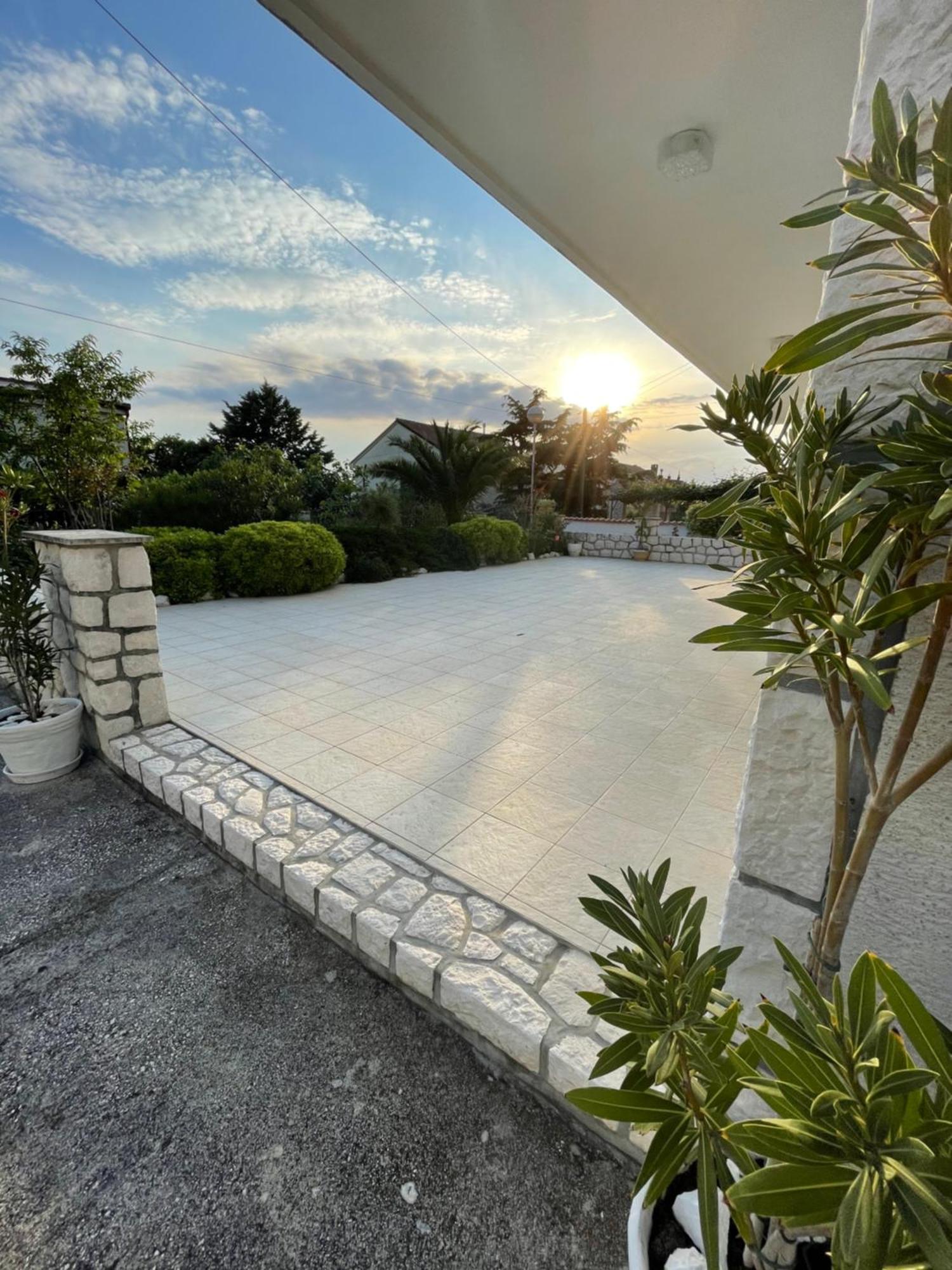 Sobe-sandra Apartment *